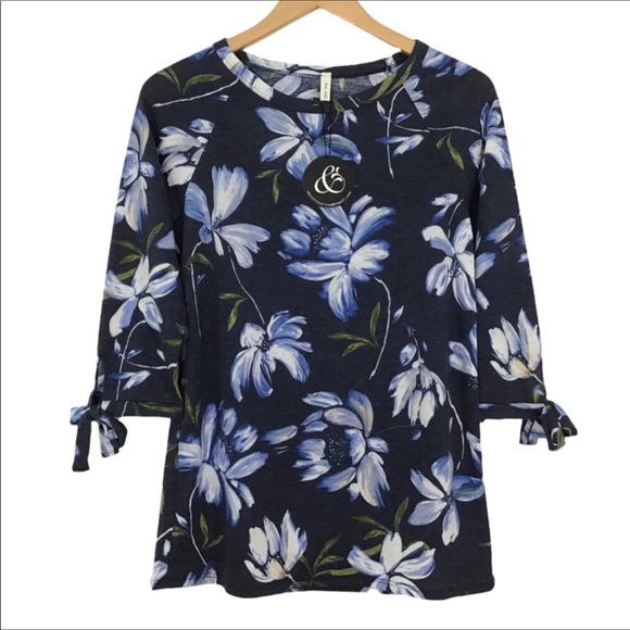Mai Soli Navy Floral Print Top Size S Tie Sleeves NWT Made In USA - Picture 1 of 8
